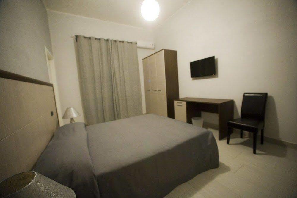 Sant'Agostino Affittacamere Reggio Calabria Exterior foto